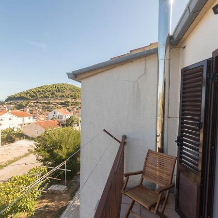 Apartments Jaksa Вис Экстерьер фото