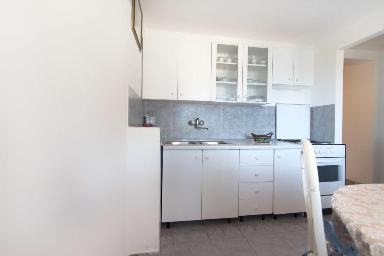 Apartments Jaksa Вис Экстерьер фото