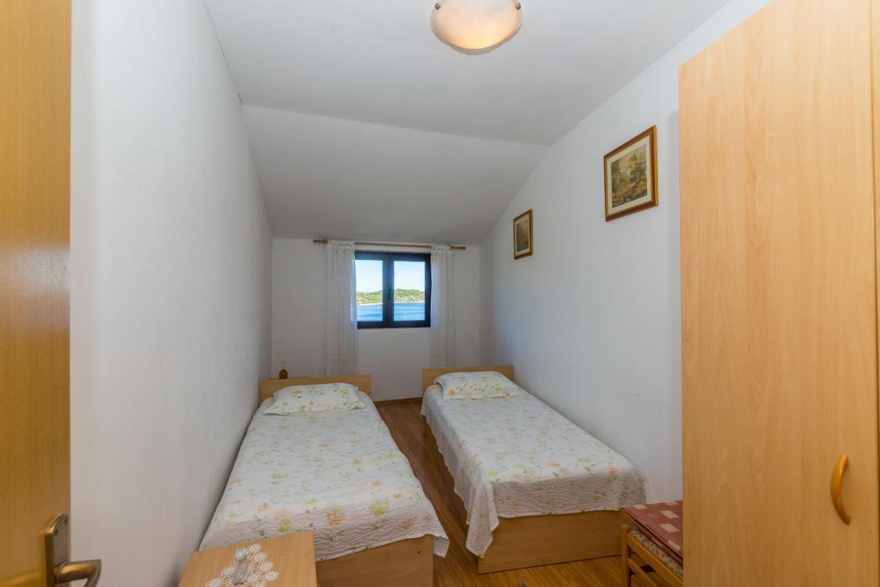 Apartments Jaksa Вис Экстерьер фото