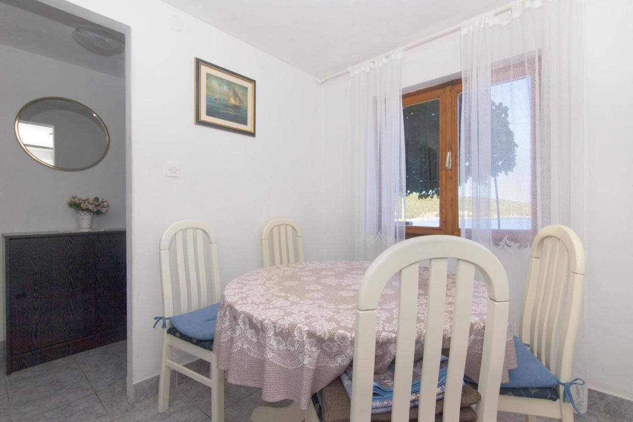 Apartments Jaksa Вис Экстерьер фото